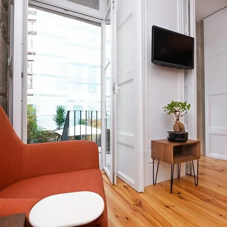 Апартаменты Cost Parking - Private Garden - Almada 392 Порту