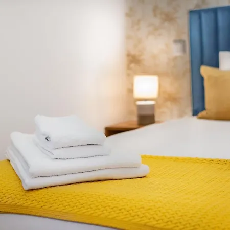 Cost Parking - Private Garden - Almada 392 * Πόρτο