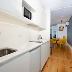 Cost Parking - Private Garden - Almada 392