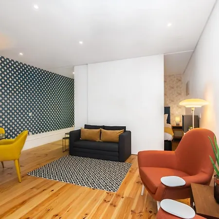 Cost Parking - Private Garden - Almada 392