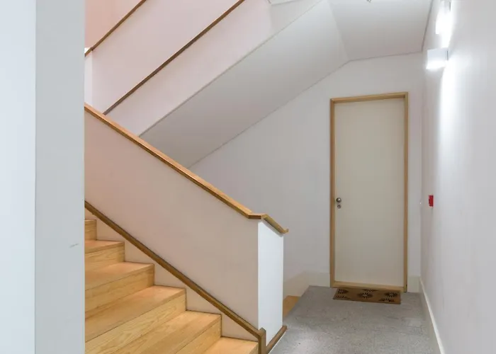 Cost Parking - Private Garden - Almada 392 Oporto